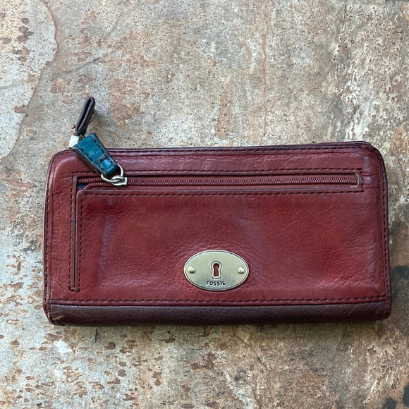 Fossil Accessories Fossil Clutchwallet Poshmark